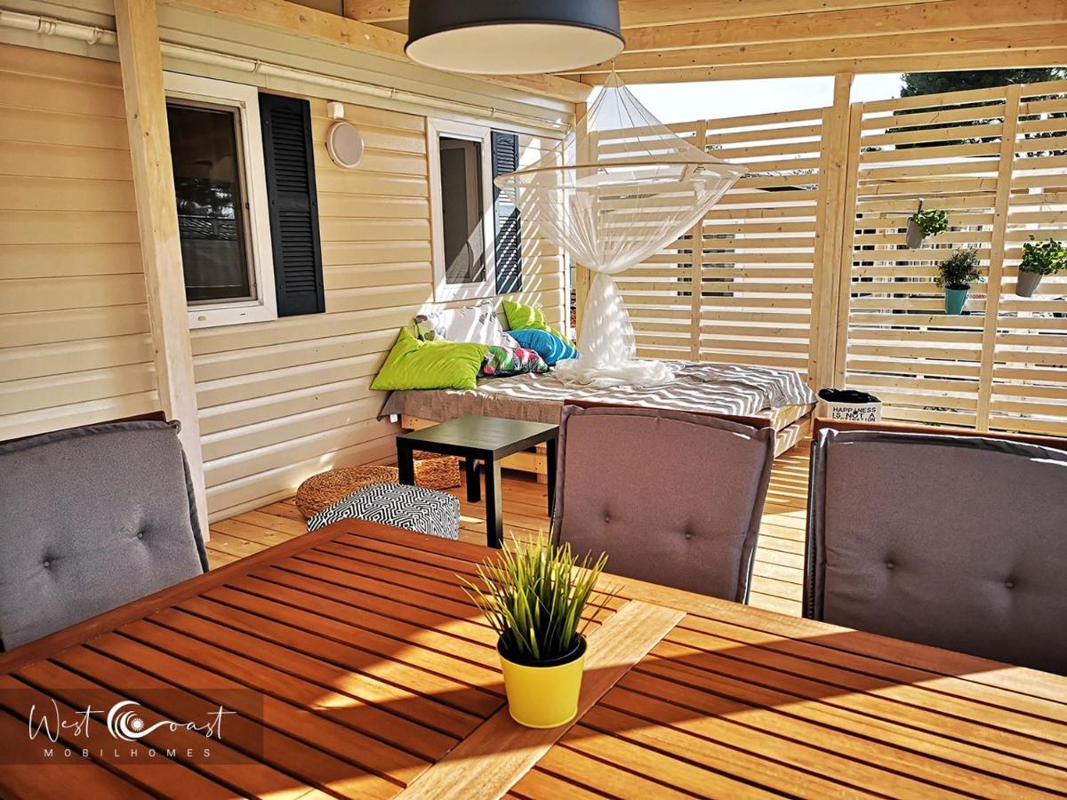 West Coast Mobilhome With Xxl Terrace Tar-Vabriga Exterior foto