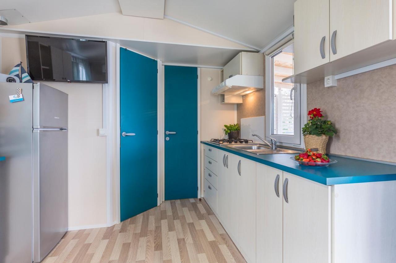 West Coast Mobilhome With Xxl Terrace Tar-Vabriga Exterior foto